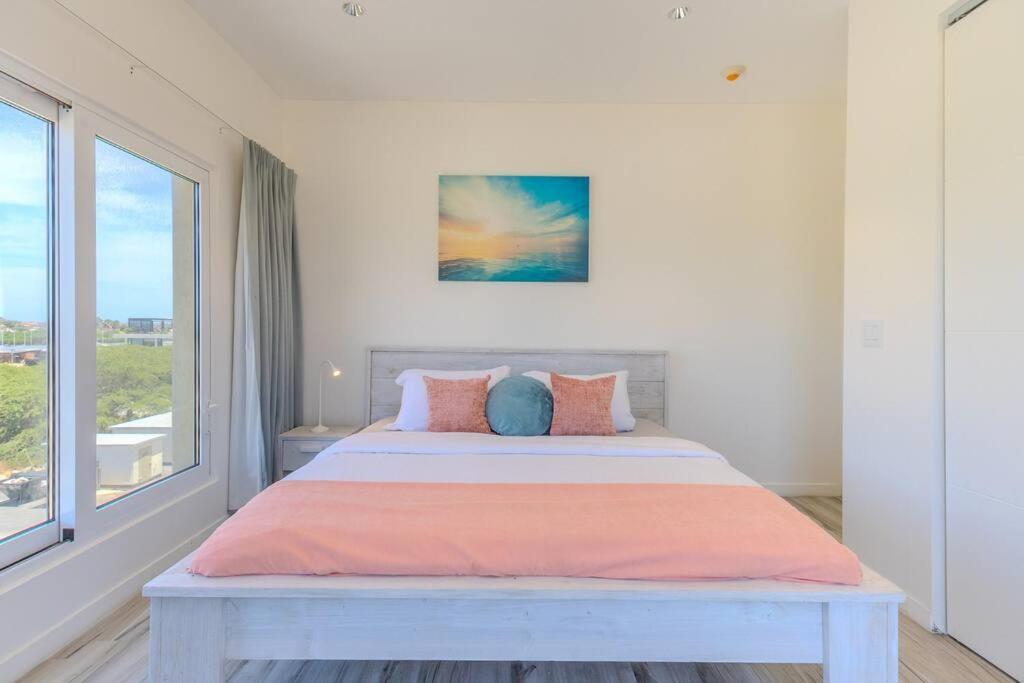 Luxury Ocean Views Condo In Palm Beach Exterior foto